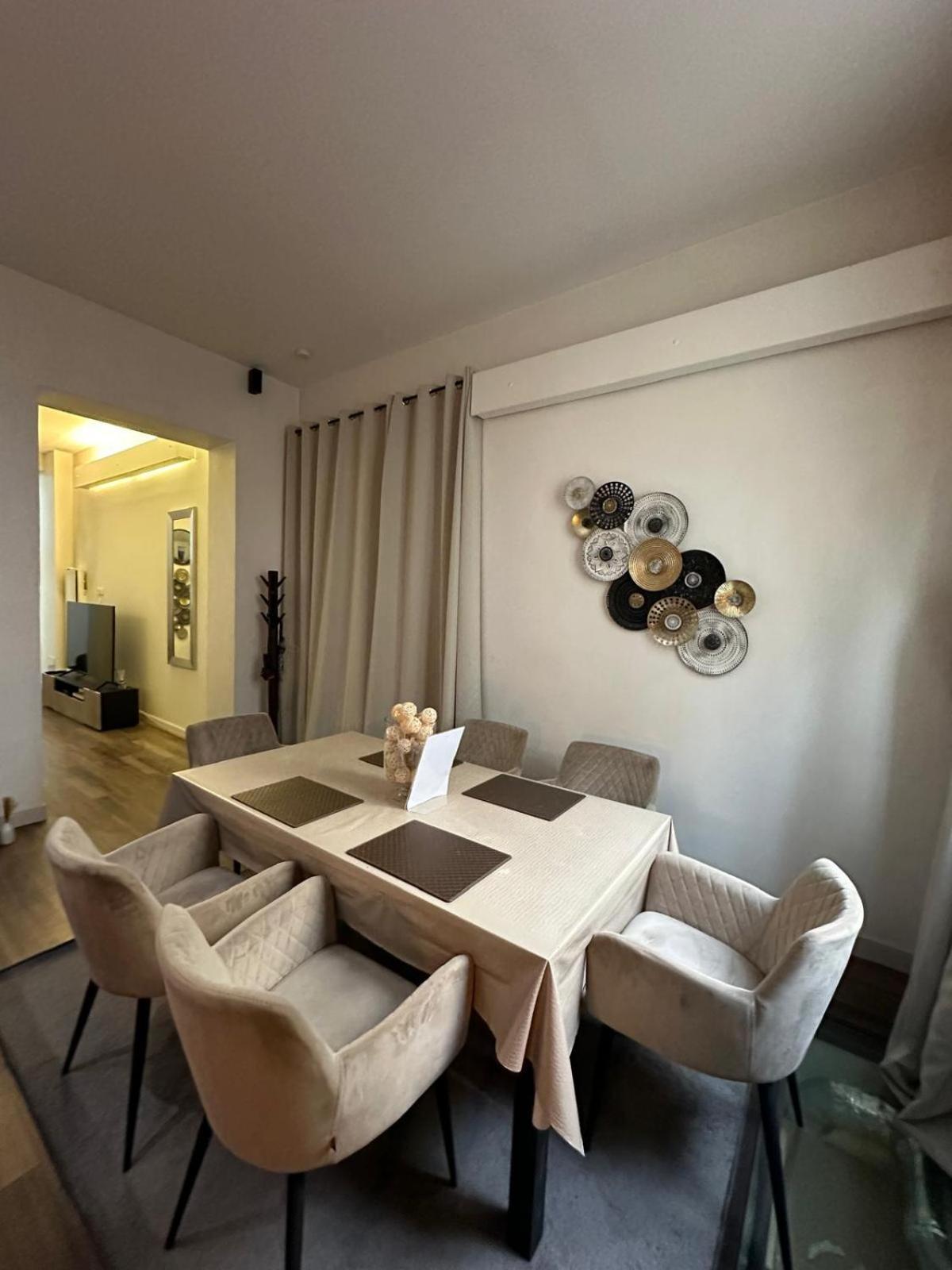 Les Champs Elysees-125M2 Modern And Spacious Paris Exterior foto